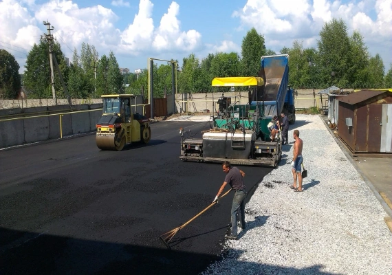 Устройство автодорог в Белоомуте и Луховицком районе